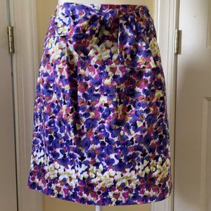 Adrienne Vittadini lovely floral skirt w/front tie